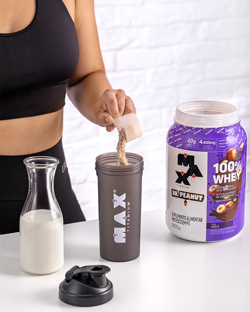 Whey Protein Max Titanium 100% – Sabor Avellana Dr. Peanut